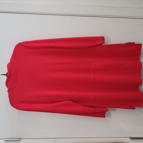 Chico's size 1 Red Top - Picture 2 of 4